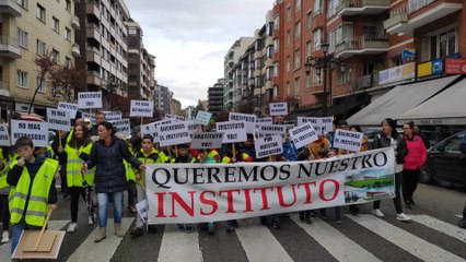 Vecinos de La Florida se movilizan para reclamar construcción de Instituto