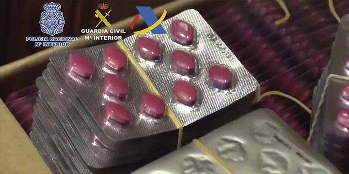 Un megaoperativo de la Guardia Civil y la Policía Nacional detiene a 47 personas que traficaban fármacos para la disfunción eréctil