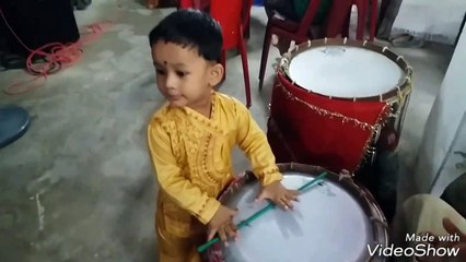Little cute boy playing dhak.....in puja._HD