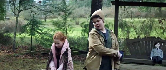 THE BOY LA MALÉDICTION DE BRAHMS - Extrait du film - partie de croquet