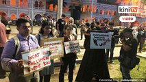 Himpunan 'Demokrasi Mati, Ayuh Turun Ke Jalan' di Dataran Merdeka