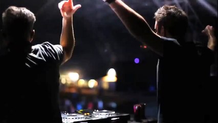 مهرجان السّمت في العلا يأتيكم بمجموعة مذهلة من الفنانيين العالمين في تجربة لا تنسى تجمع بين الموسيقى و الفن والطبيعة!