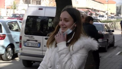 Në shkollë me maska/ Elbasan, frikë në klasë nga koronavirusi