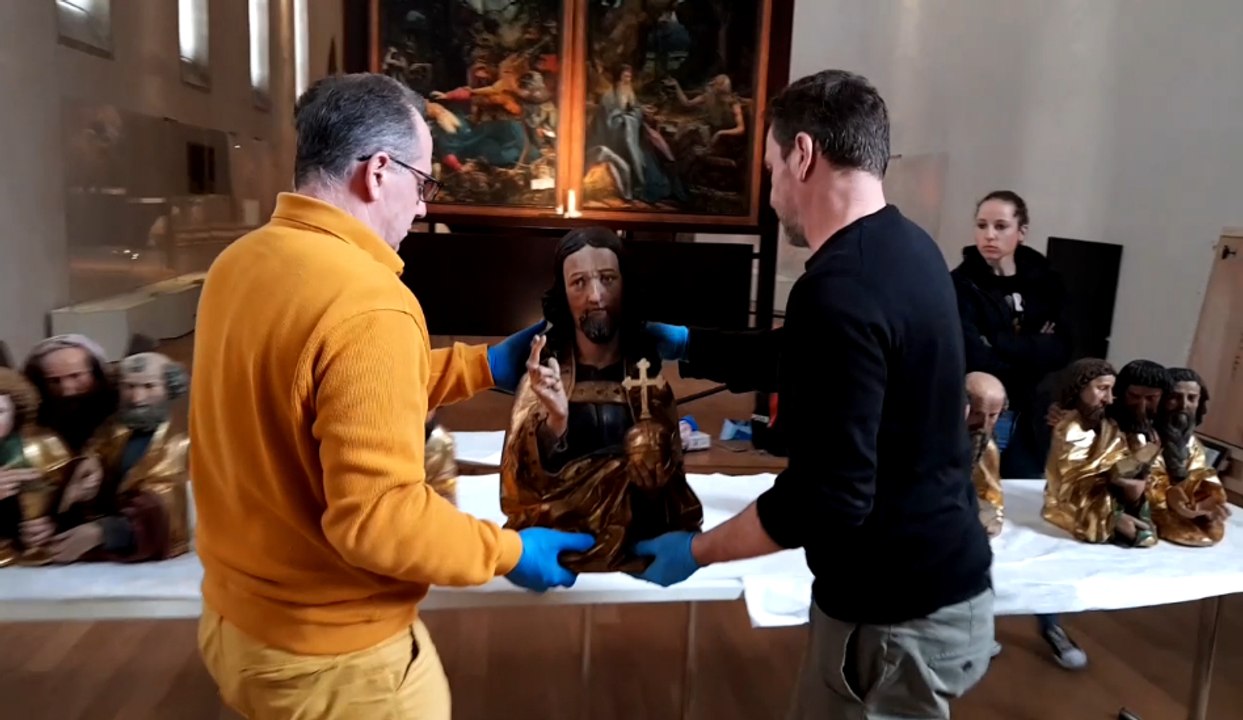 Les statues du retable de retour à Colmar