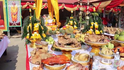 One-hundred pig heads donated to Thai Buddhist Holy Spirit for good luck