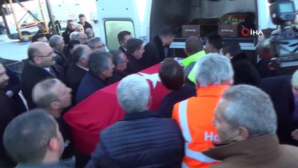 Almanya’daki ırkçı saldırıda hayatını kaybeden Gökhan Gültekin toprağa verildi