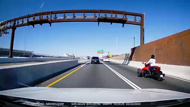 Car Stops Suddenly on Baltimore Freeway