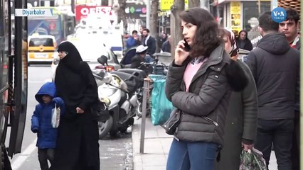 VOA Türkçe muhabiri Diyarbakırlılar’a Corona Virüsünü Sordu