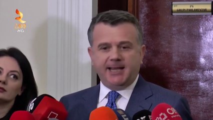 BALLA E DINI PËRRALLËN DHELPRA DHE RRUSHTË KËRCËNOI AMBASADORËT