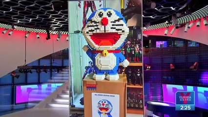 ¡Gato destruye escultura de Lego de 2 mil piezas!
