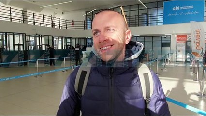 KONTROLLE NE PORTE, ITALIANET TREGOJNE FRIKEN NGA KORONAVIRUSI - News, Lajme - Kanali 7