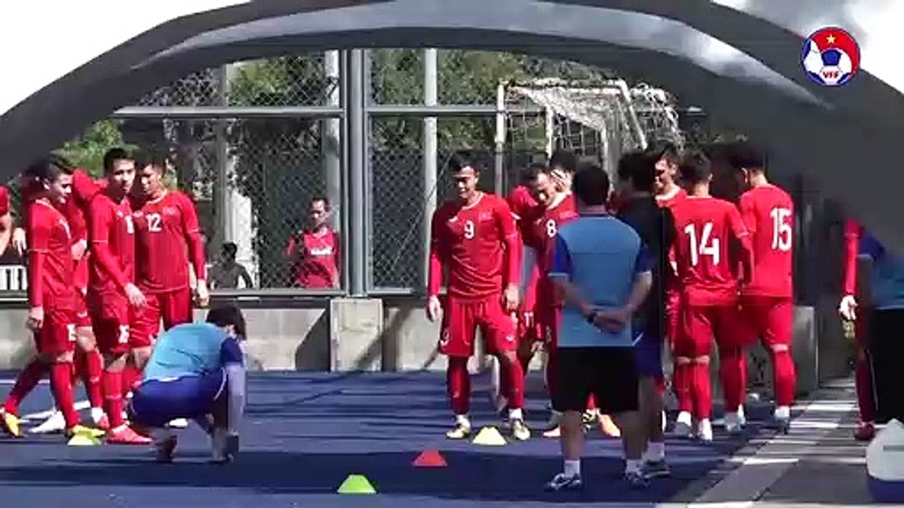 HLV Park Hang Seo họp BHL, lên kế hoạch "làm mới" ĐT Việt Nam | VFF Channel