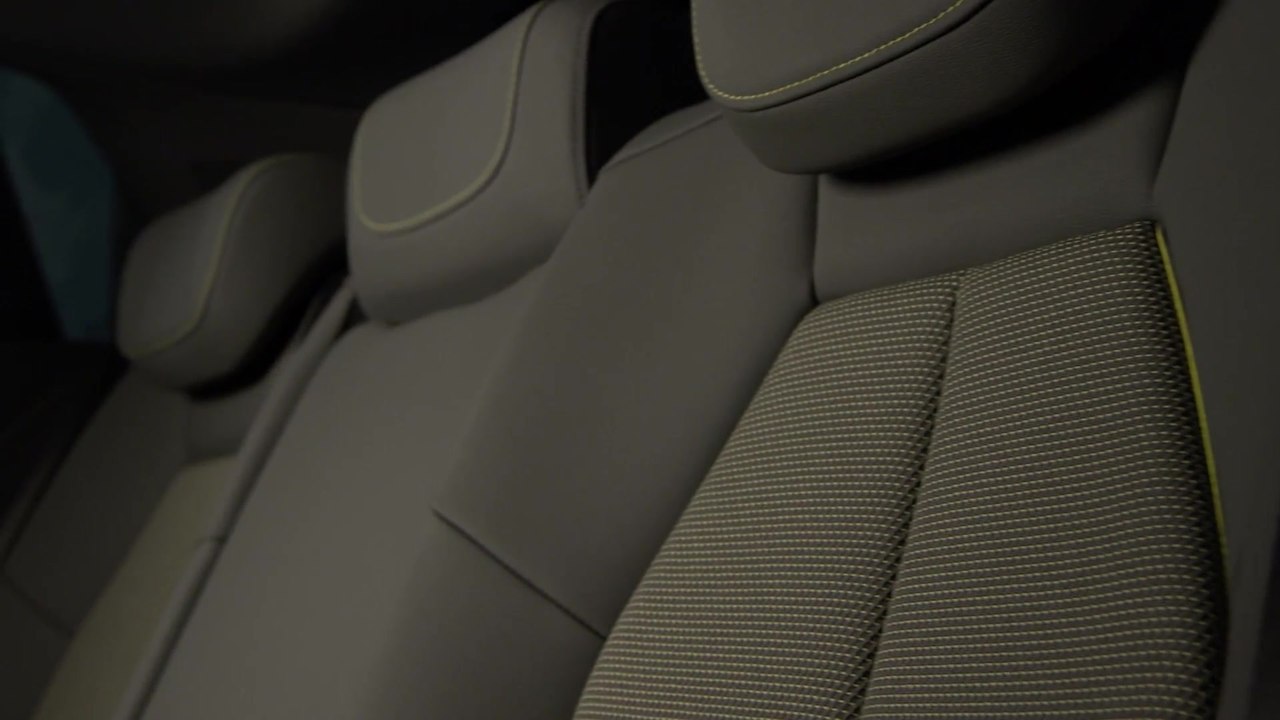Audi Konsequent nachhaltig - von der PET-Flasche zum Sitzbezug