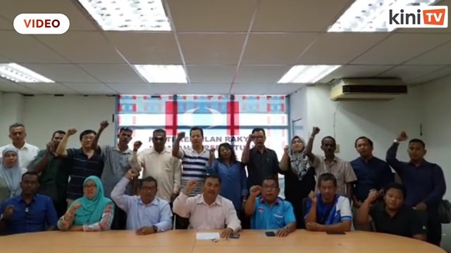 PKR Bandar Tun Razak setia pada Anwar walaupun MP keluar parti