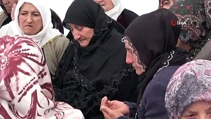 Depremde 4 Çocuğunu Kaybeden Anne, Yurtta Kalan Çocuklarını İstiyor