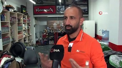 Oto Tamircide Nitrojen Dolu Lastik Patladı...O Anlar Kamerada