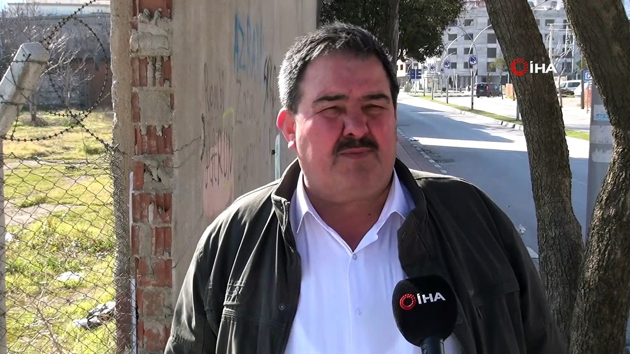 15 yıl önce yıkılan fabrikadan geriye kalan 'duvar' için ilginç isyan:'‘Berlin duvarı bile yıkıldı, bizim duvar hala yıkılmadı’