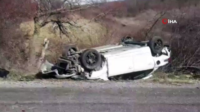 Kaçak göçmenleri taşıyan araç kaza yaptı: 8 yaralı