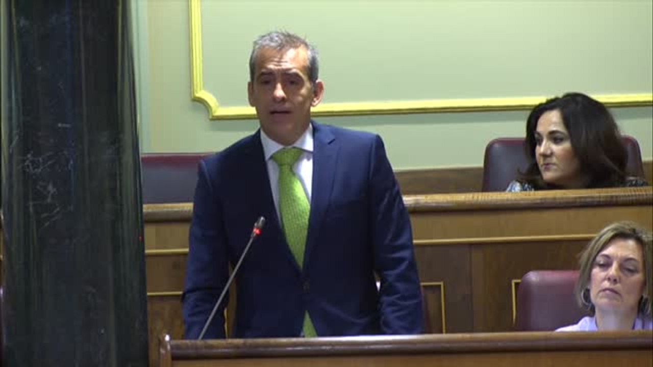 Carmen Calvo a la ultraderecha : "A lo mejor a ustedes no les gustan las urnas y sí lo ocurrido antes de la democracia"