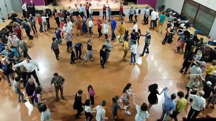 Saint-Martin-de-Valgalgues : le groupe Cabr'e Can a animé le bal folk