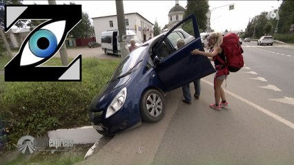 [Zap Télé] Pékin Express : la voiture des soeurs tombent dans le fossé ! (26/02/20)