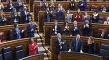 La oposición grita 'dimisión' a Ábalos y el Gobierno responde aplaudiendo