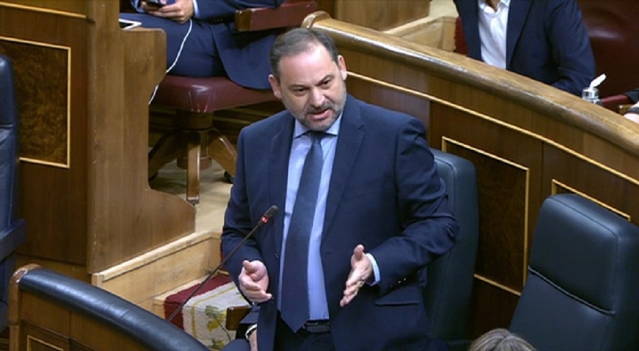 Ábalos niega "falsedades" sobre oro, maletas y zona VIP de Delcy Rodríguez