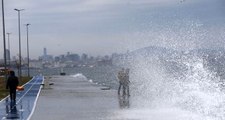 Valilik, İstanbul için lodos fırtınası uyarısı yaptı