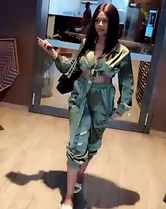 Vidéo- LENA KYLIE fait sensation sur les réseaux sociaux …