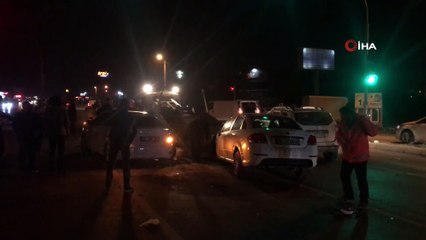 D-100 karayolu üzerinde zincirleme trafik kazası: 3 yaralı