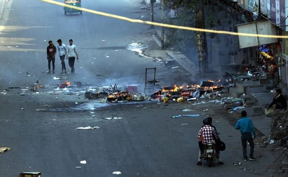 Hindistan'da protestolarda ölenlerin sayısı 20'ye yükseldi