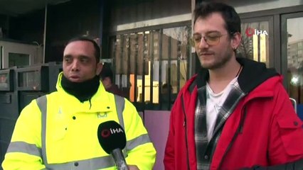 Bankamatikte bulduğu parayı sahibine teslim etti