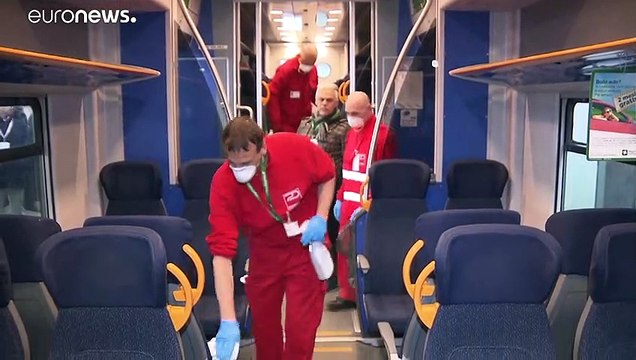 Locales cerrados, trenes cancelados y exámenes suspendidos: el coronavirus detiene la vida en Milán