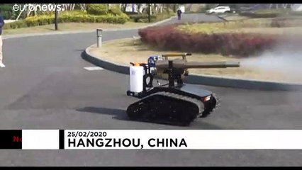 شاهد: الصين تستعين بروبوتات لمكافحة فيروس كورونا