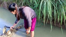 Best Fishing Technique in Cambodia Traditional Fishing (part 016)