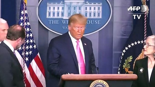 Trump minimiza riesgo de coronavirus en EEUU sin descartar restricciones de viaje