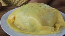 Cambodian food - Fried rice with egg - បាយឆាខ្ចប់ពងទា - ម្ហូបខ្មែរ