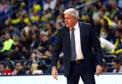 Fenerbahçe taraftarı, Obradovic'i istifaya davet etti