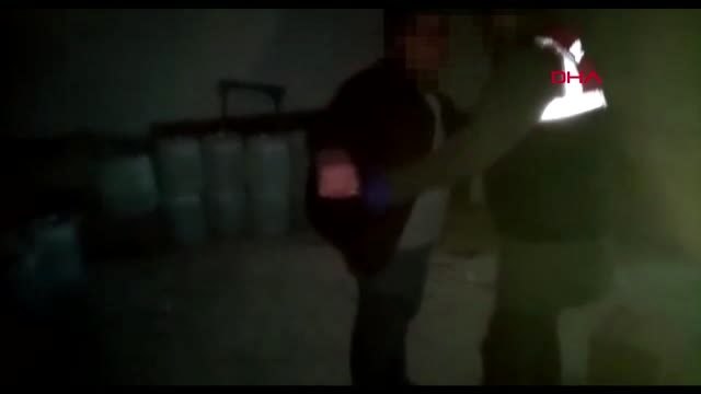 Jandarmadan sahte içki operasyonu; sahte içki üretip, satan tekel bayii sahibi yakalandı