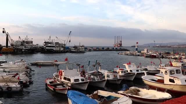 Marmara Denizi'nde ulaşıma lodos engeli