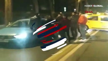 İstanbul'un ortasında yumruklar konuştu