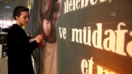 Tekirdağ'da güzel sanatlar öğrencisi hastanenin kantin duvarına Türkiye'nin kahramanlarını resmetti...