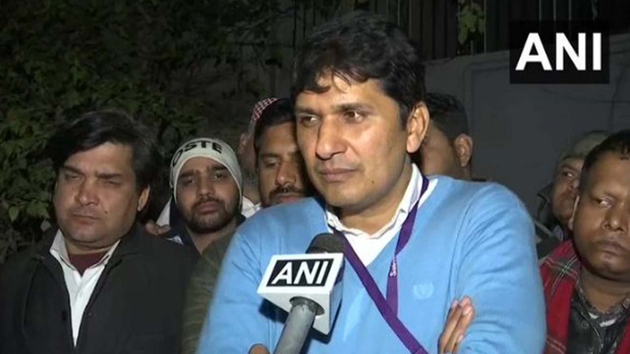 AAP विधायक सौरभ भारद्वाज की मांग, सच जानने के ल...