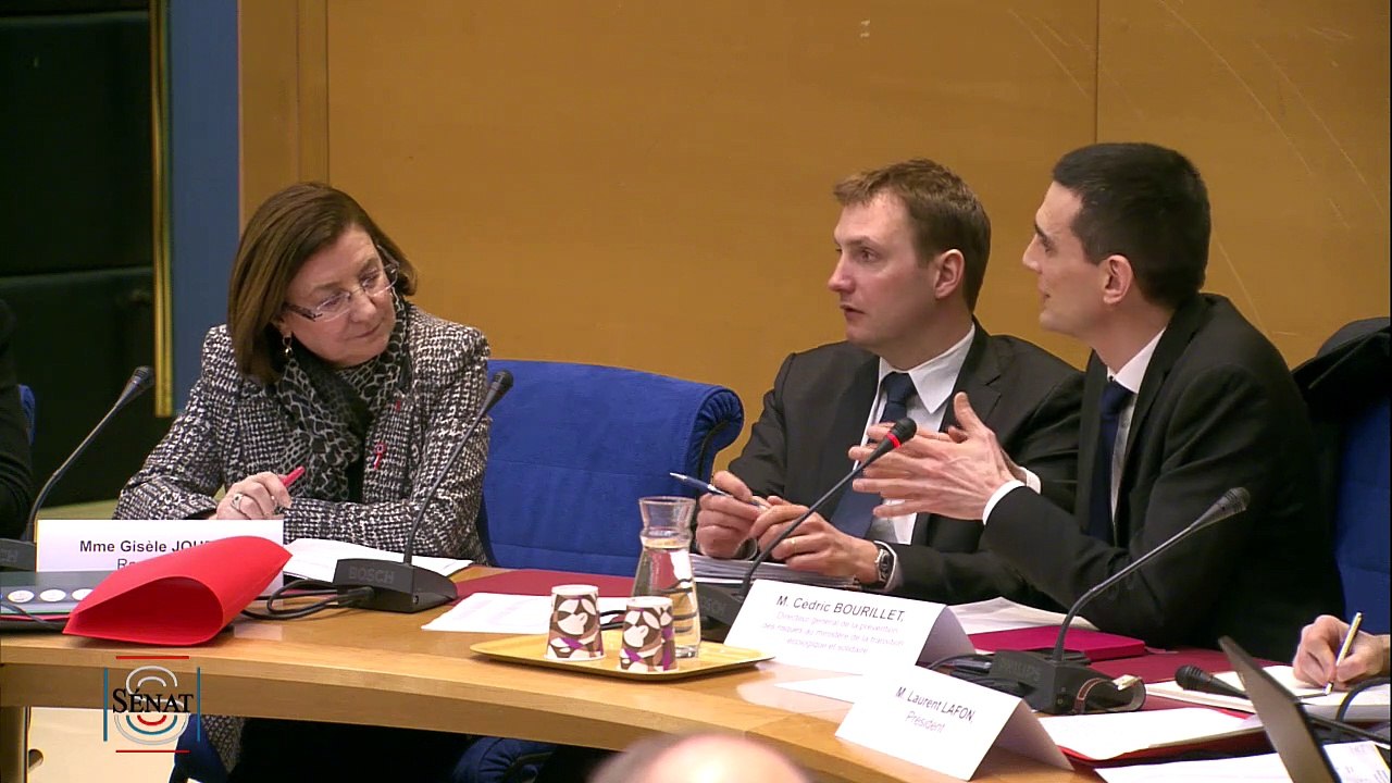 il y a 2 heures|0 vue 250220 Commission d'enquête sur la dépollution des sols : réponse de la Direction générale de la