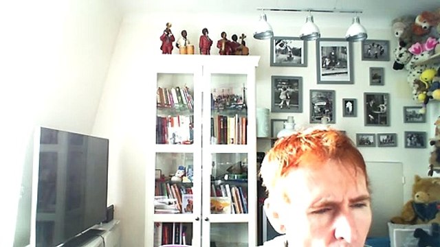 Wiwi égratigne misfortune d'Asylum Party