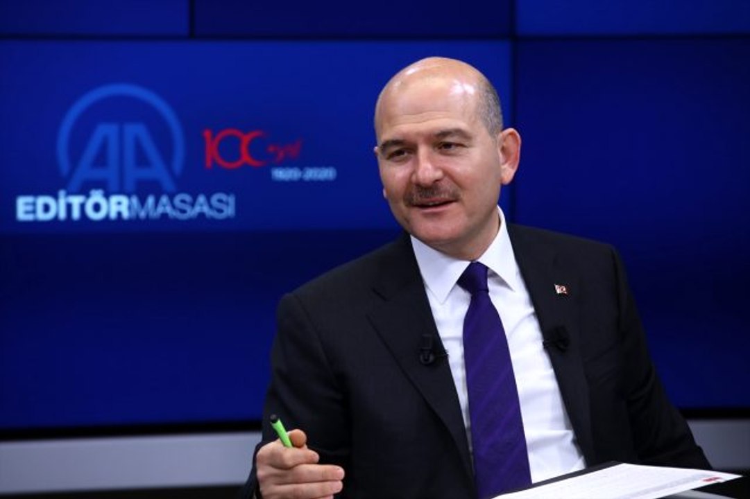 Bakan Soylu, Davutoğlu'nun korumalarının çekildiği iddialarını yalanladı: 63 koruması var