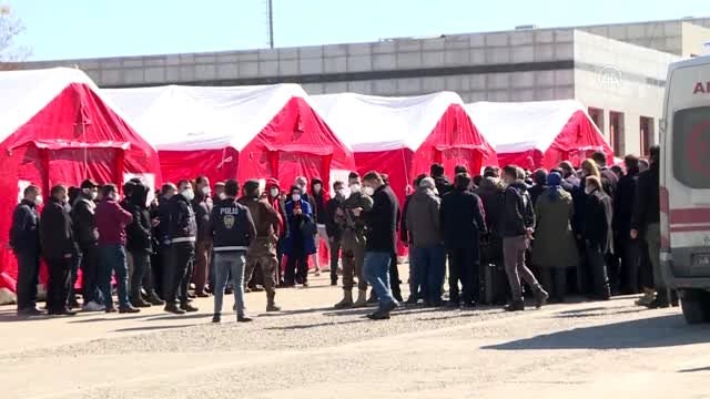 Koca: Soğuk algınlığı belirtisi olan 3 kişiyi hastane ortamına aldık