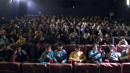 Tarım işçisi ailelerin çocukları sinema keyfi yaşadı - ADANA