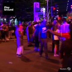 Un atentado terrorista junto a una mezquita de Londres deja al menos 1 muerto.