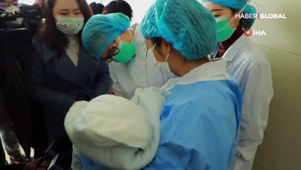 Koronavirüsün en küçük mağduru 350 saatlik savaşı kazandı